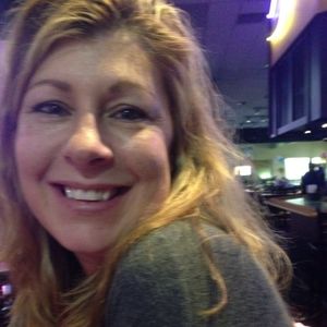 Meet your Posher, Michaela